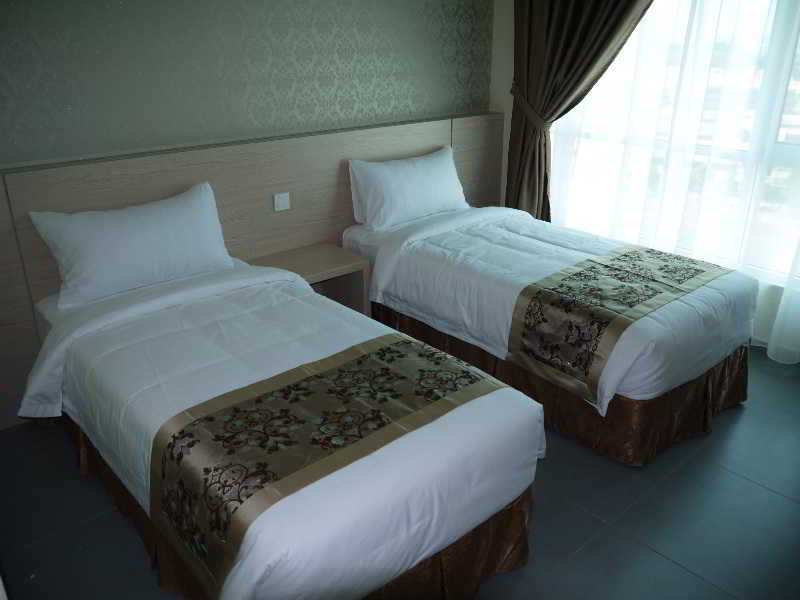 Midcity Hotel Melaka Extérieur photo
